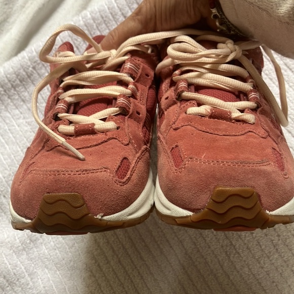 Vionic sneakers - Picture 4 of 8